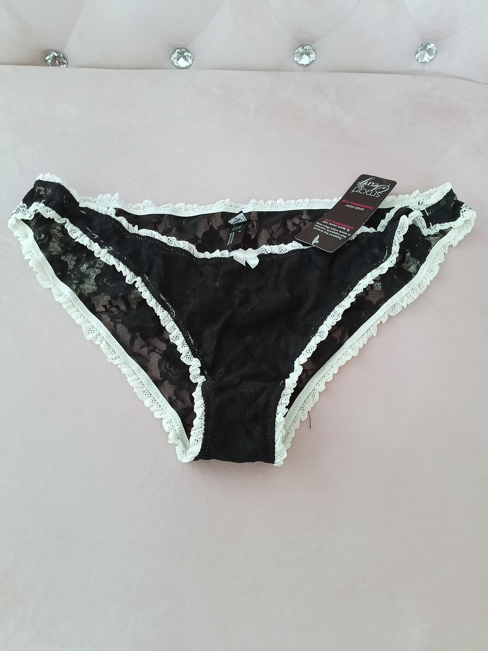 smart & sexy Black Lace Bikini Briefs with White Trim